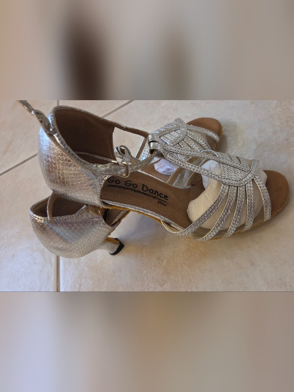 Go Go Dance Latin /Ballroom Shoes Size 7 Silver/Mesh